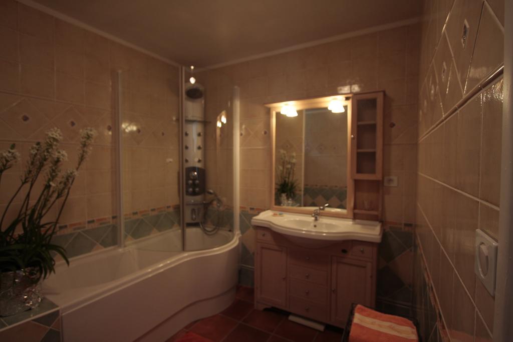 Les Vallées du Guyoult Dol-de-Bretagne Habitación foto