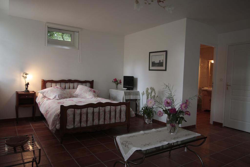 Les Vallées du Guyoult Dol-de-Bretagne Habitación foto